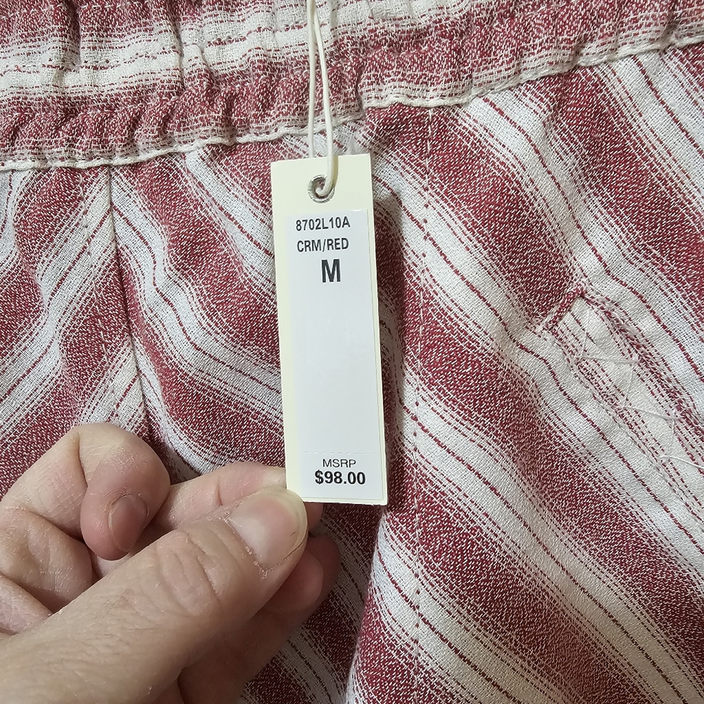 MAX STUDIO | NWT Red & White Diagonal Striped Midi Skirt with Pockets – Medium - Picture 7 of 7